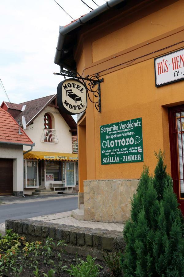 Soerpatika Vendeghaz Hotel Badacsonytomaj Exterior photo